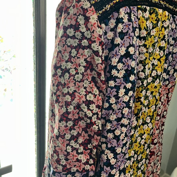 Woman’s size 8 Cabi Multicolored Headline Topper - Picture 10 of 16